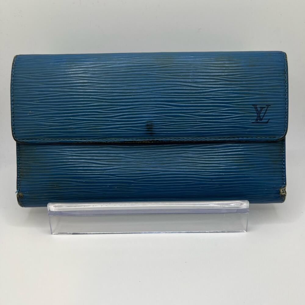Louis Vuitton Blue Epi Long Wallet